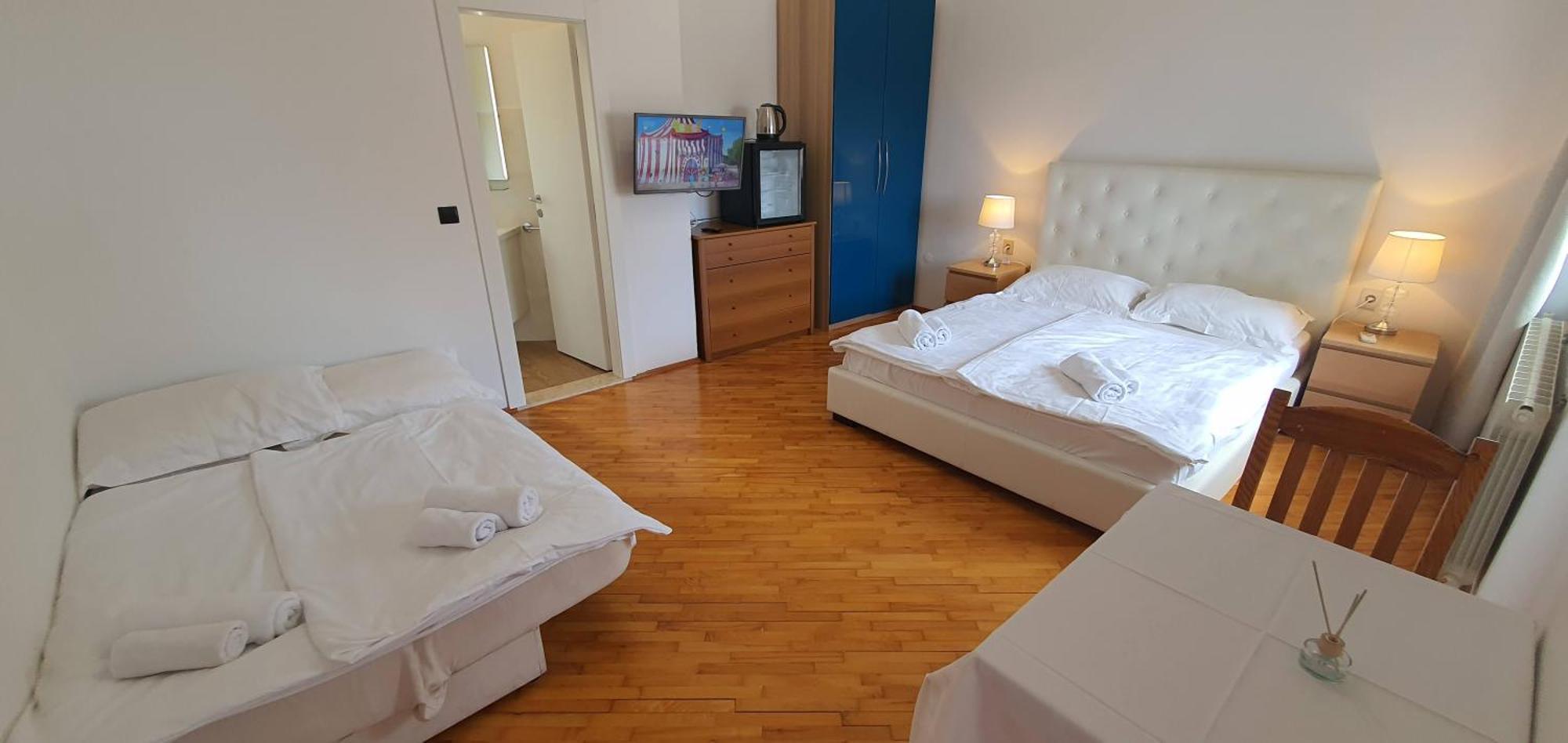 Gargamelo Pension Porec Luaran gambar