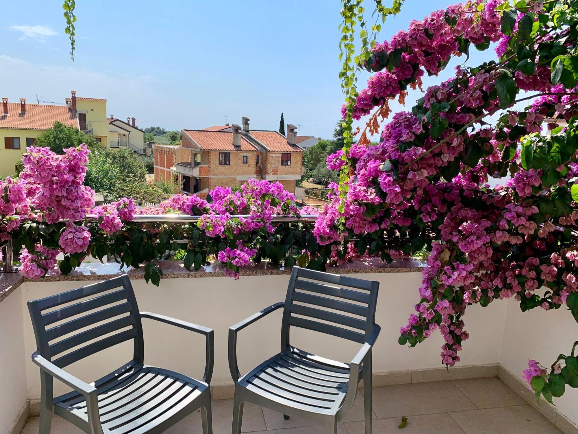 Gargamelo Pension Porec Luaran gambar