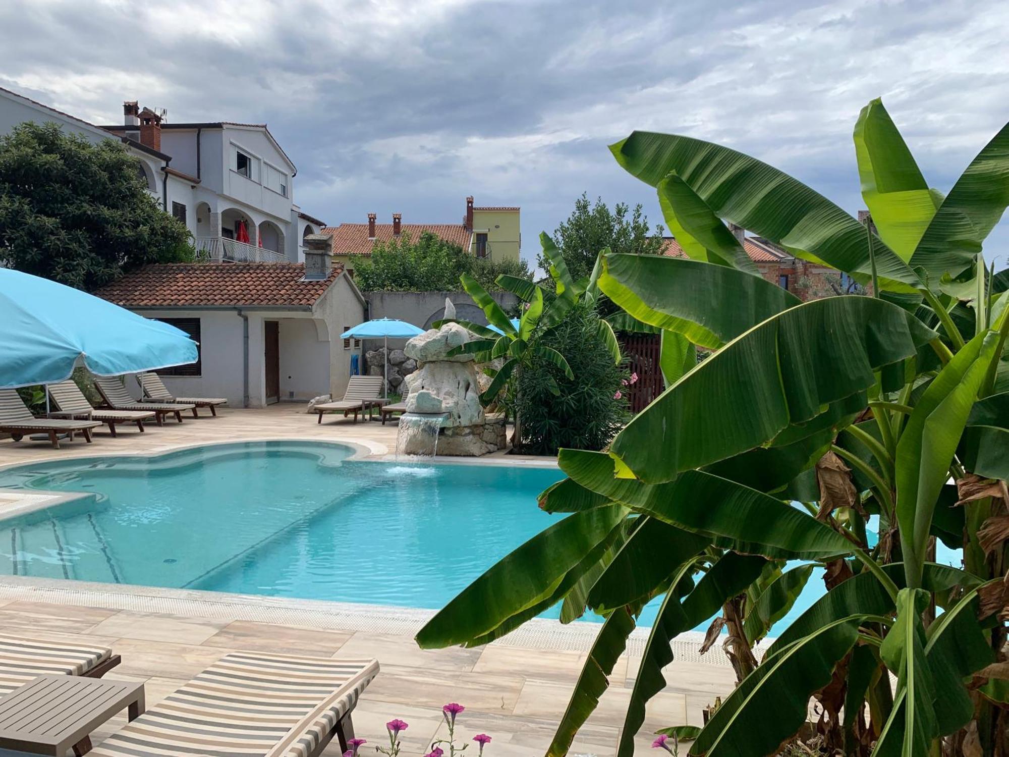Gargamelo Pension Porec Luaran gambar