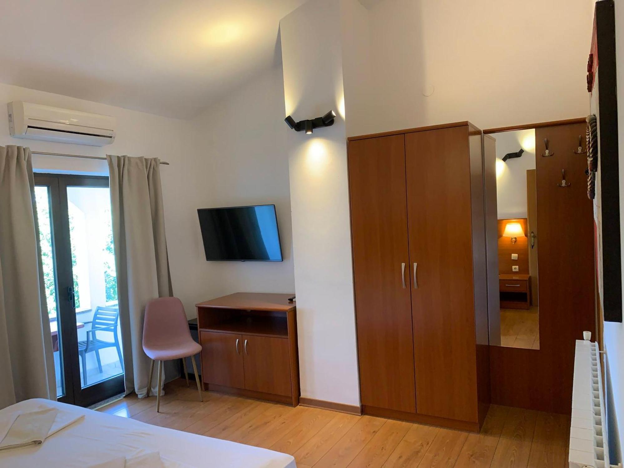 Gargamelo Pension Porec Luaran gambar