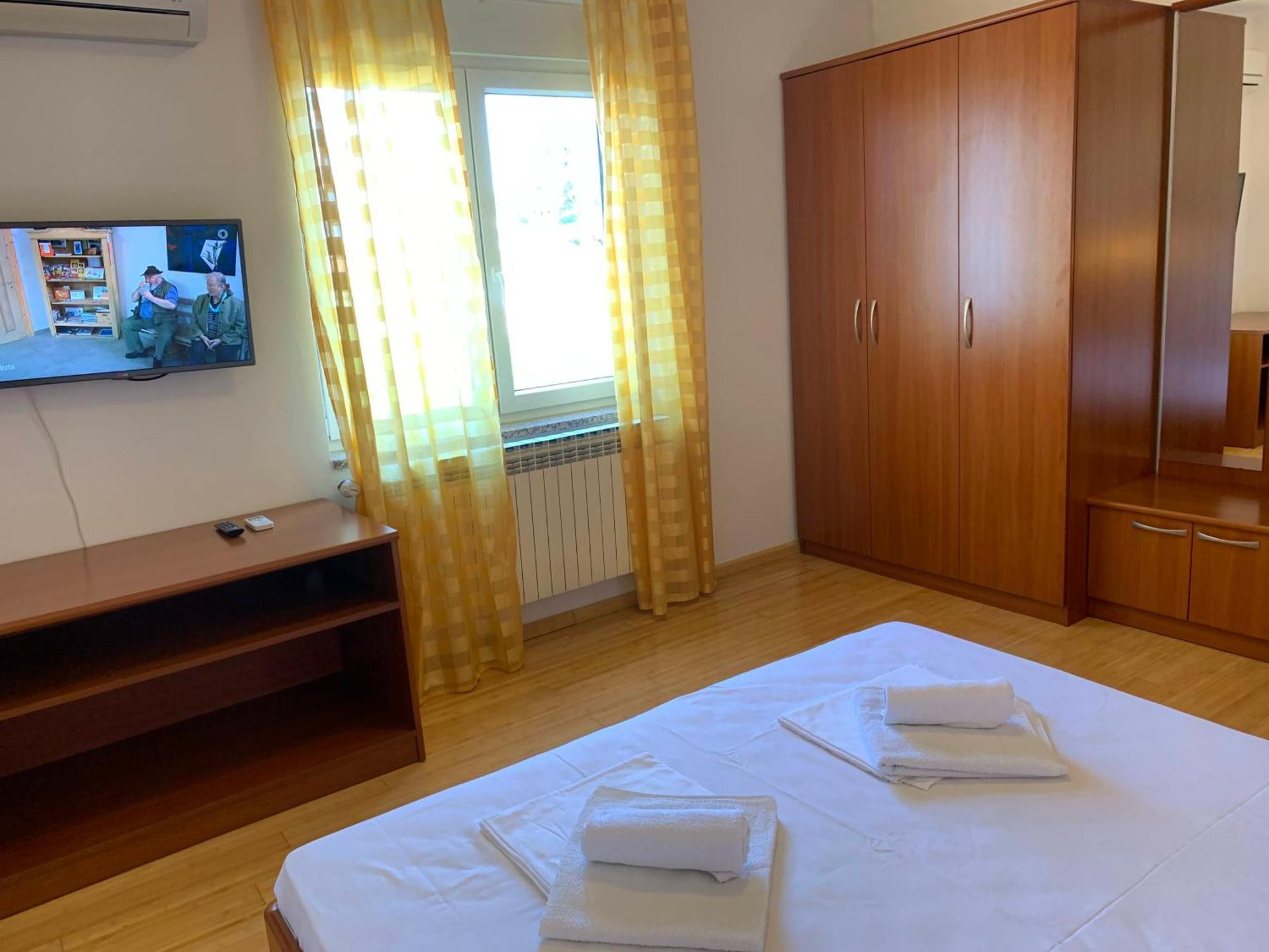 Gargamelo Pension Porec Luaran gambar