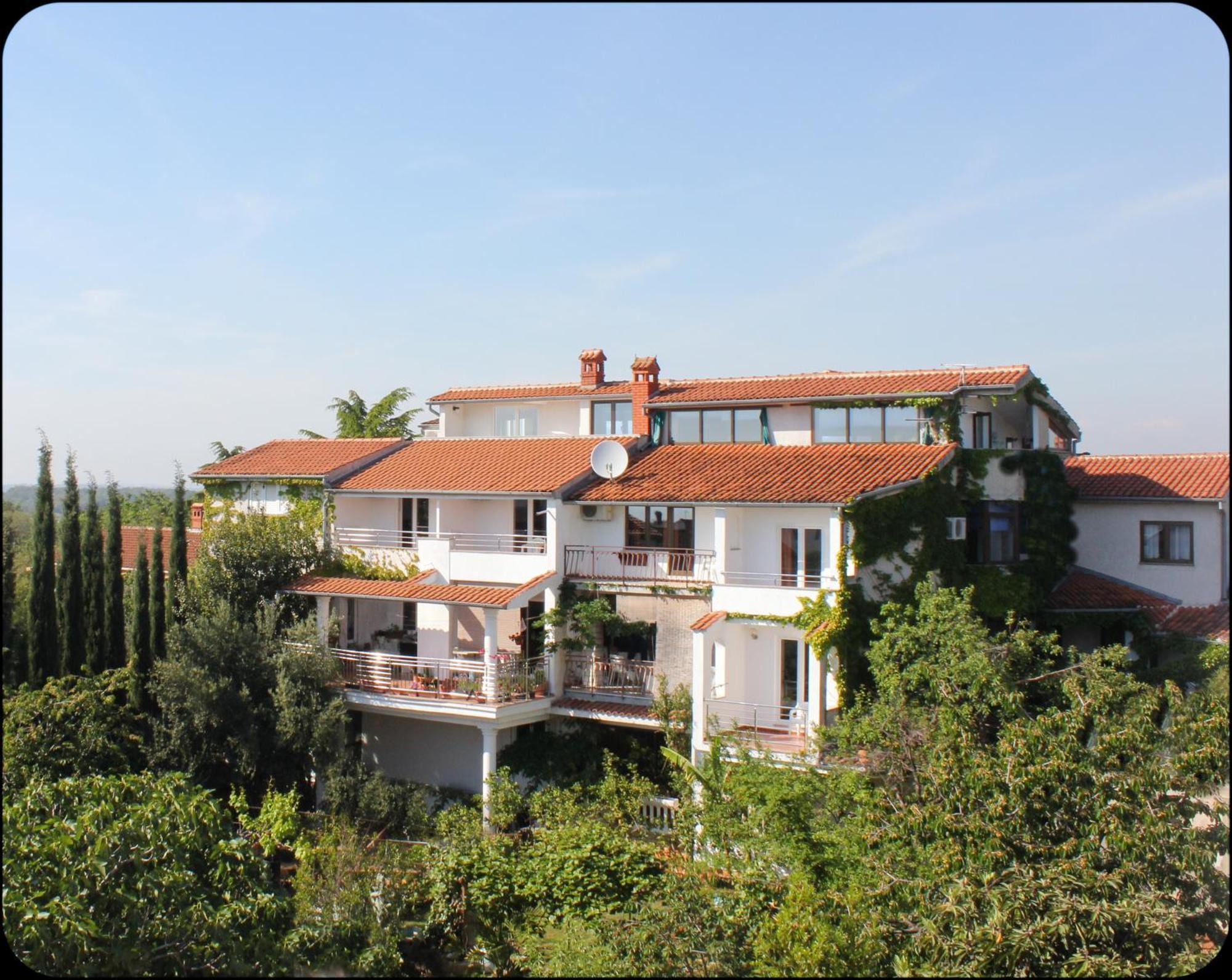 Gargamelo Pension Porec Luaran gambar