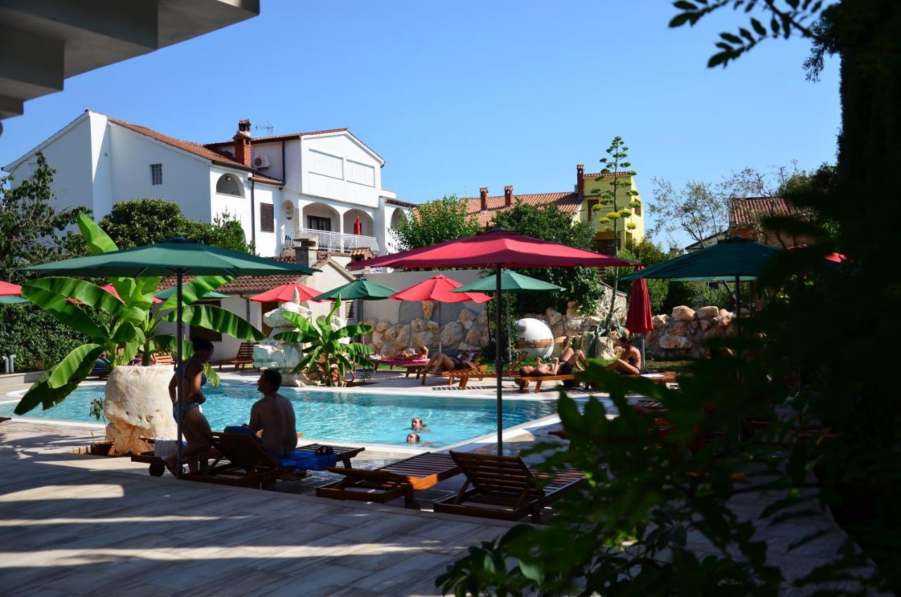 Gargamelo Pension Porec Luaran gambar